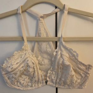 White Lace Victorias Secret Body by Victoria Unlined Plunge Bra 34DD.